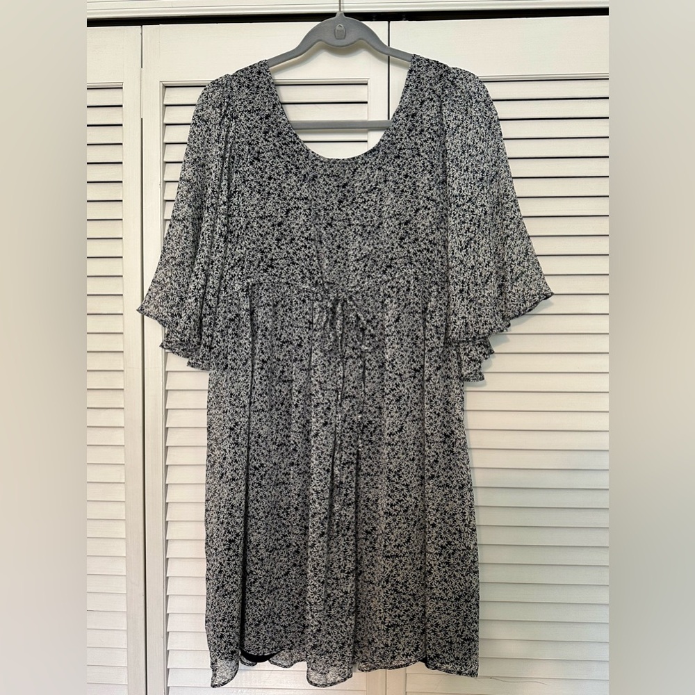 Sugarlips Black and White Floral Midi Dress